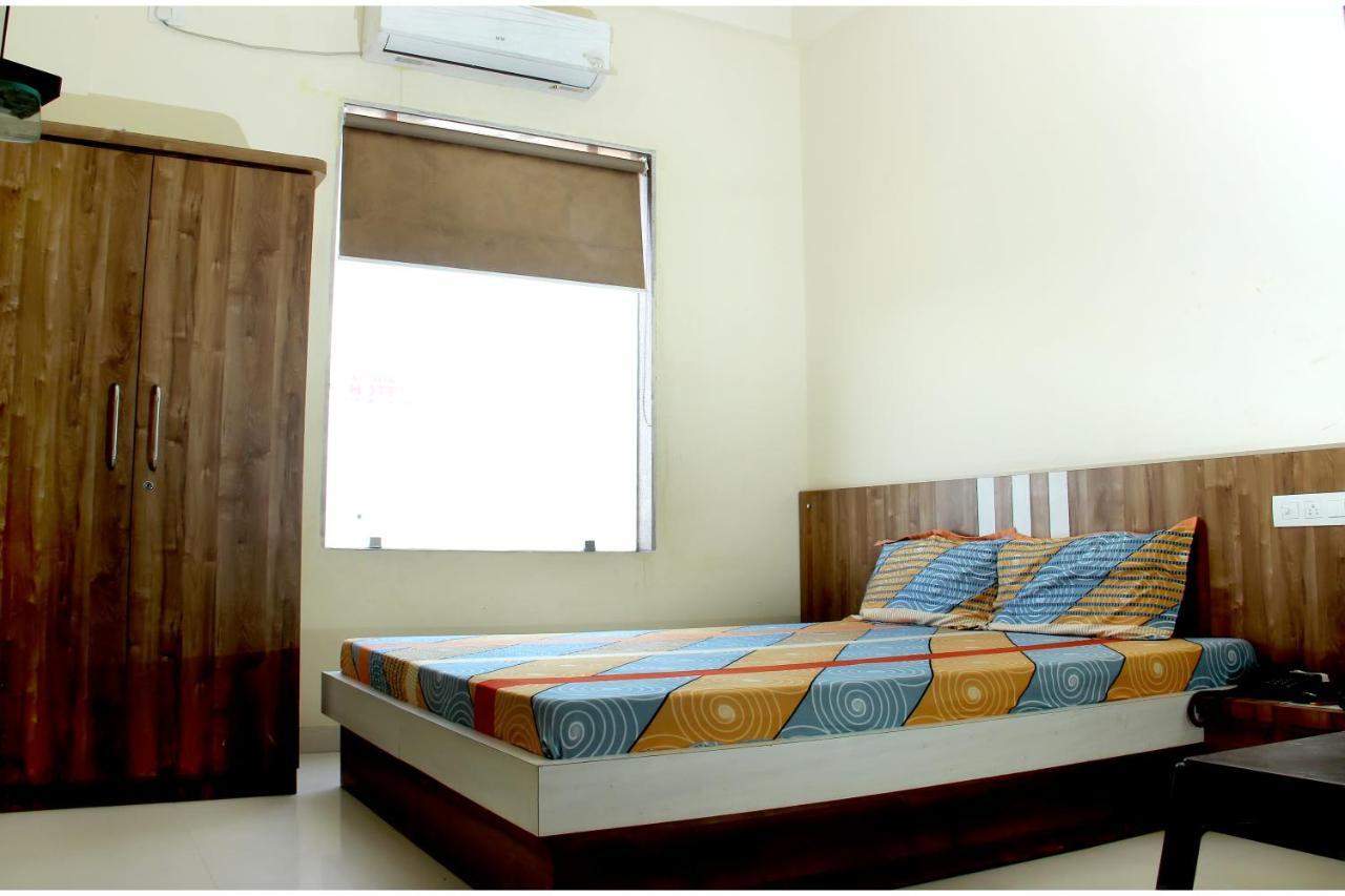 Athitya Hotel And Resort Sikar Buitenkant foto
